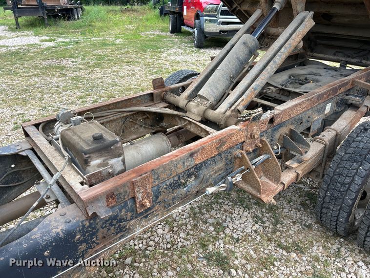 image for item EK8450 2014 Dodge Ram 5500  Crew Cab dump truck