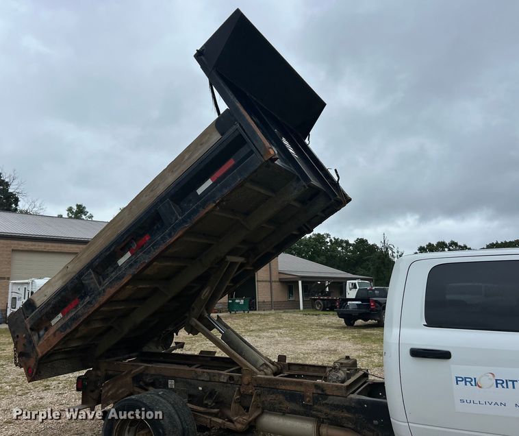 image for item EK8450 2014 Dodge Ram 5500  Crew Cab dump truck