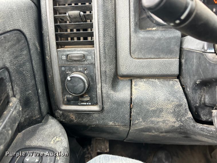 image for item EK8450 2014 Dodge Ram 5500  Crew Cab dump truck