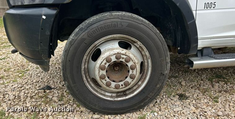 image for item EK8450 2014 Dodge Ram 5500  Crew Cab dump truck