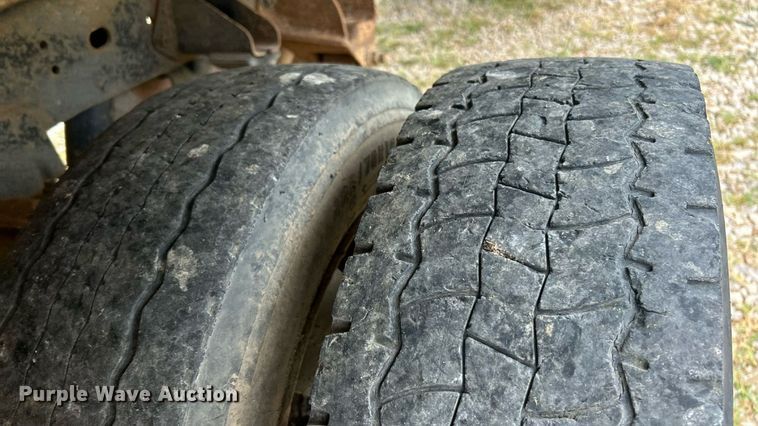 image for item EK8450 2014 Dodge Ram 5500  Crew Cab dump truck