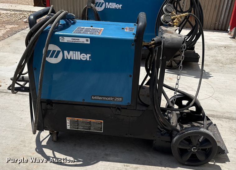 image for item EM0499 Miller Millermatic 225 welder