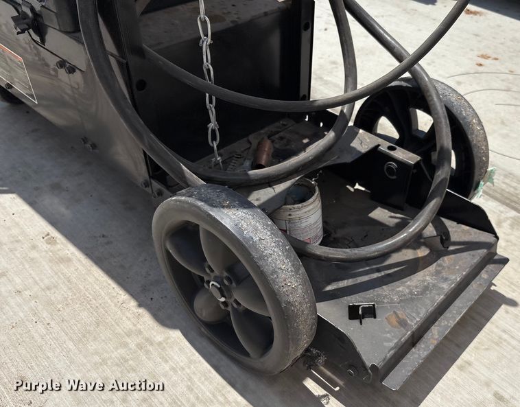 image for item EM0499 Miller Millermatic 225 welder