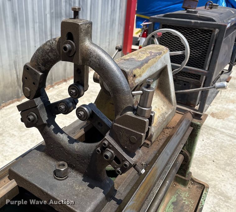 image for item EM0500 Cazeneuve HB 575 lathe