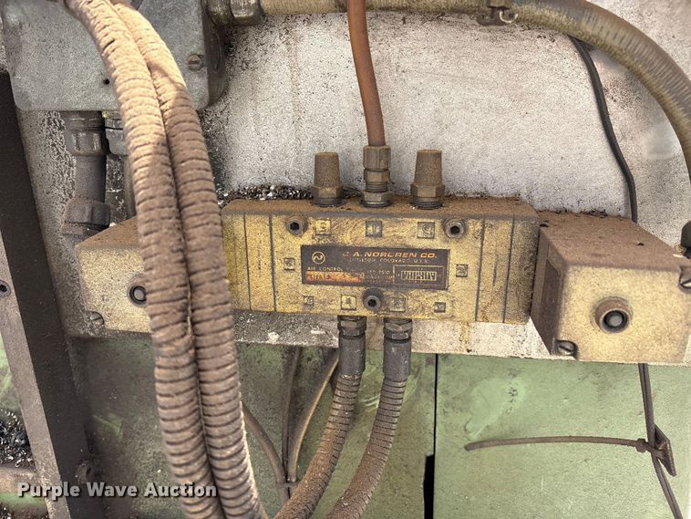 image for item EM0500 Cazeneuve HB 575 lathe