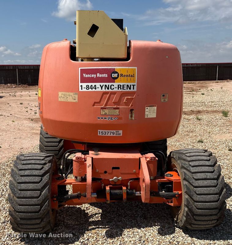 image for item EM0506 2007 JLG 450AJ boom lift