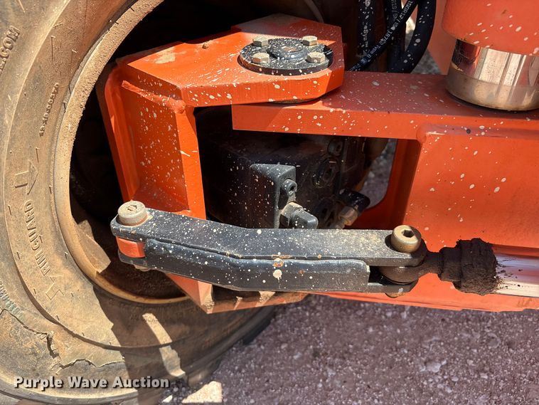 image for item EM0506 2007 JLG 450AJ boom lift