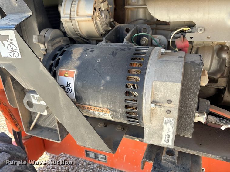 image for item EM0506 2007 JLG 450AJ boom lift