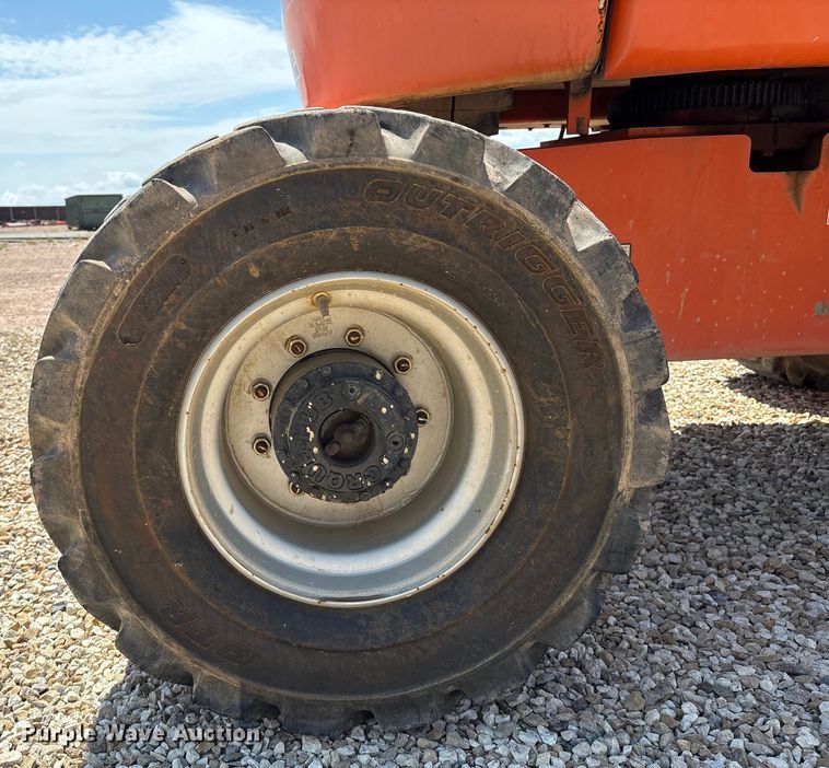 image for item EM0506 2007 JLG 450AJ boom lift