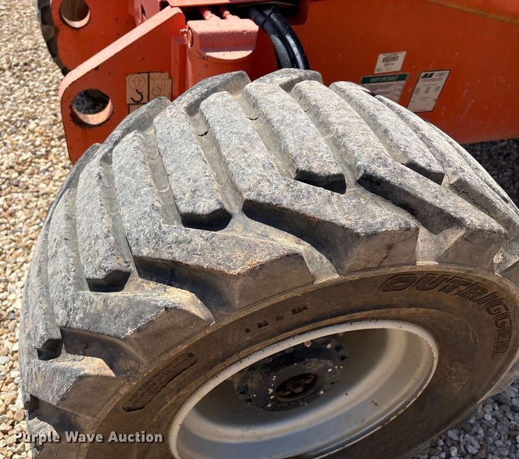 image for item EM0506 2007 JLG 450AJ boom lift