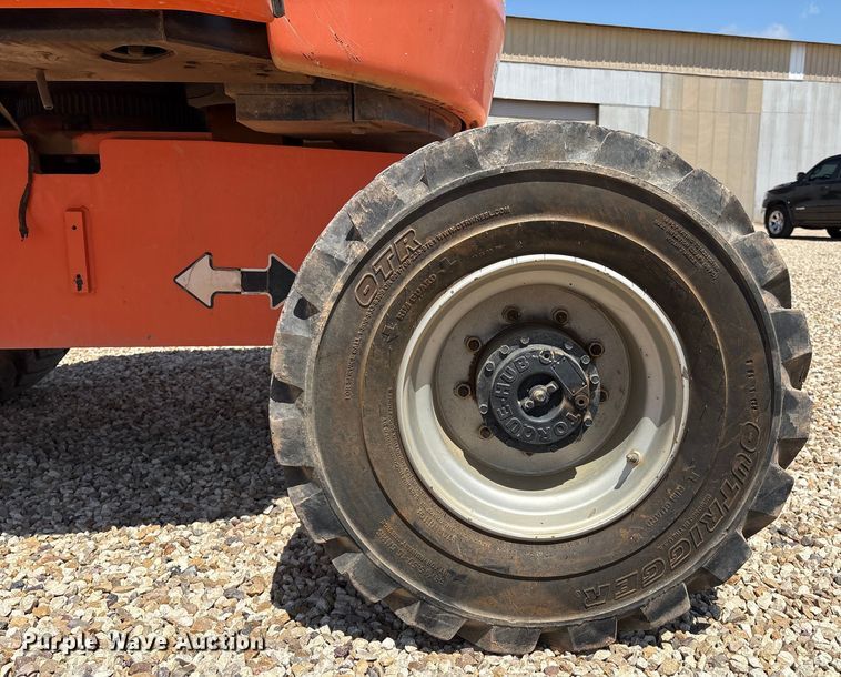 image for item EM0506 2007 JLG 450AJ boom lift