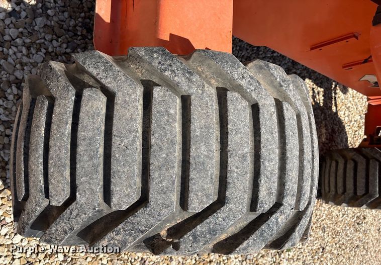 image for item EM0506 2007 JLG 450AJ boom lift