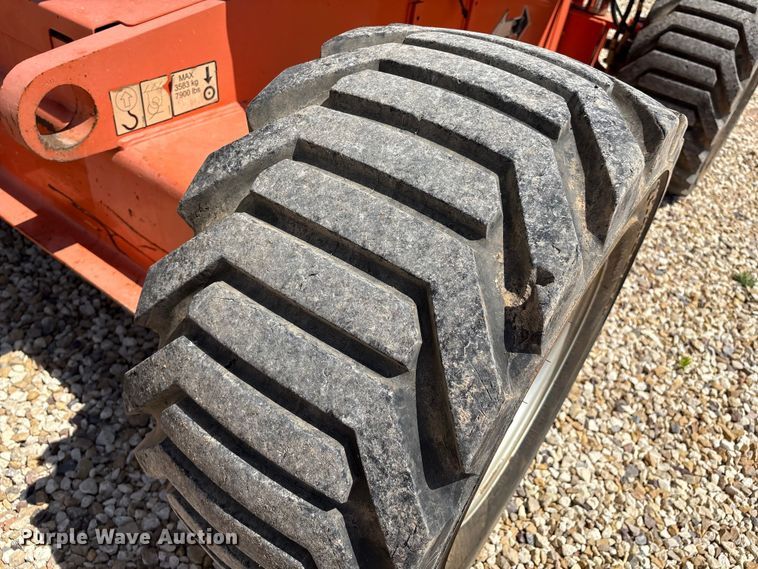 image for item EM0506 2007 JLG 450AJ boom lift