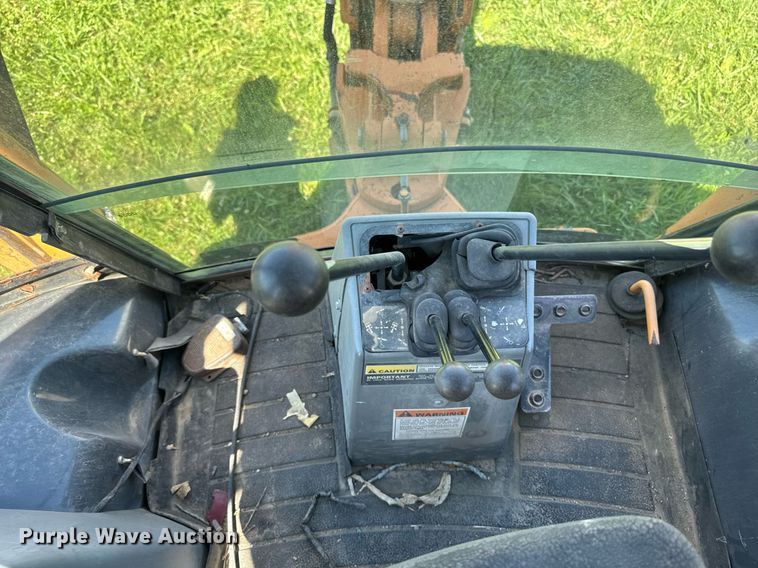 image for item EM2189 2000 Case 580 Super L Series II backhoe