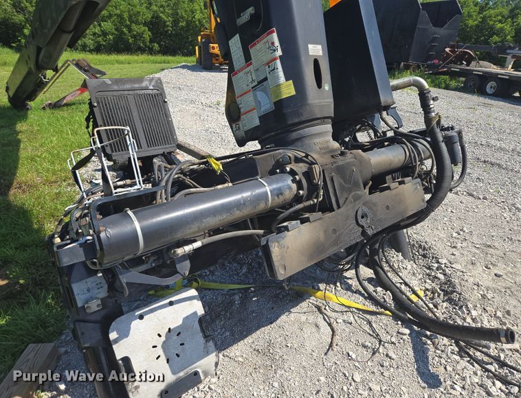 image for item EM7481 Hiab 335K-4 Hipro truck mounted crane