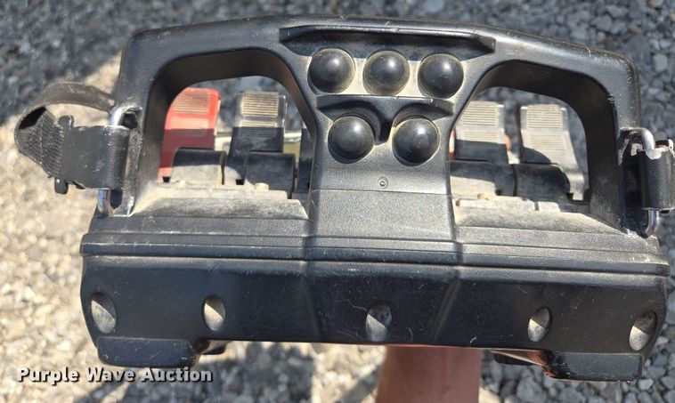 image for item EM7481 Hiab 335K-4 Hipro truck mounted crane