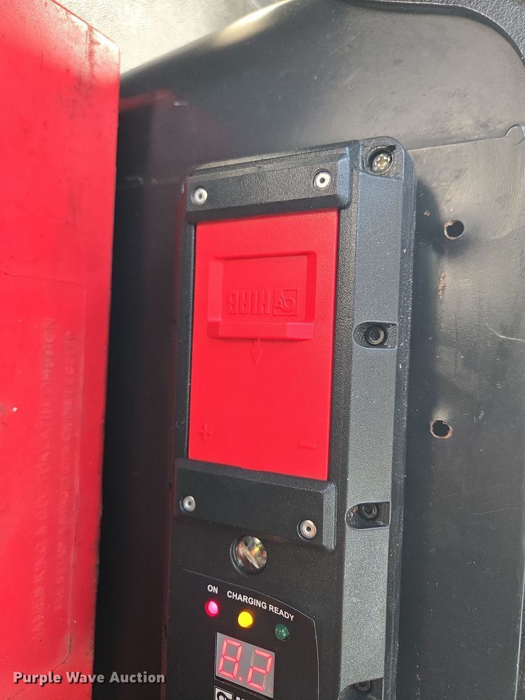 image for item EM7481 Hiab 335K-4 Hipro truck mounted crane