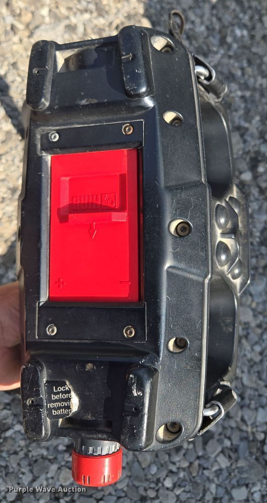 image for item EM7481 Hiab 335K-4 Hipro truck mounted crane