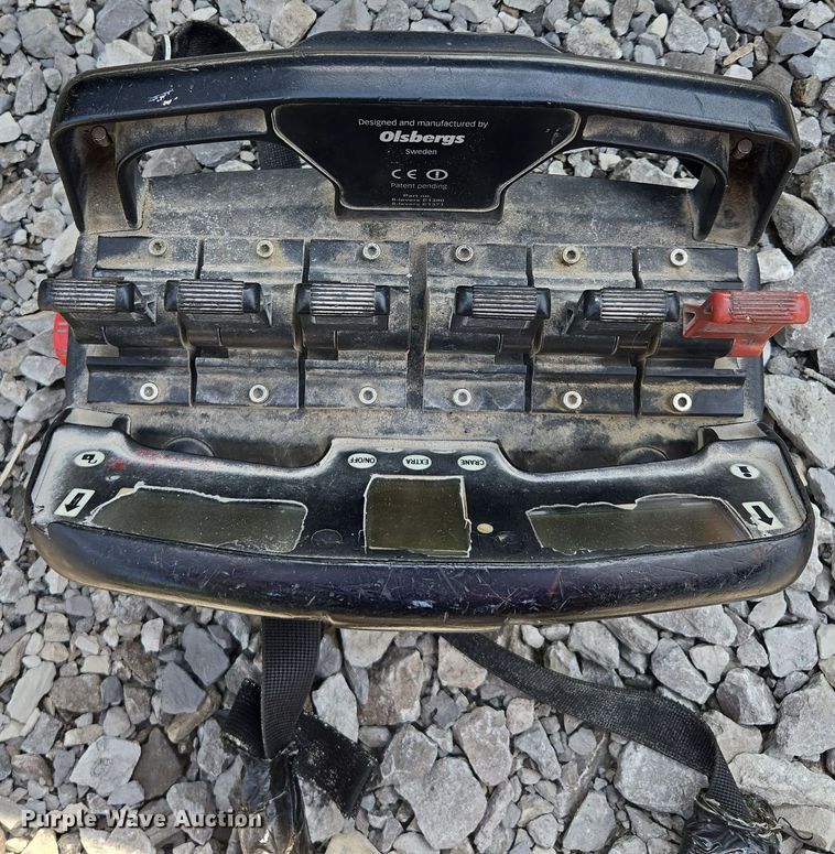 image for item EM7481 Hiab 335K-4 Hipro truck mounted crane