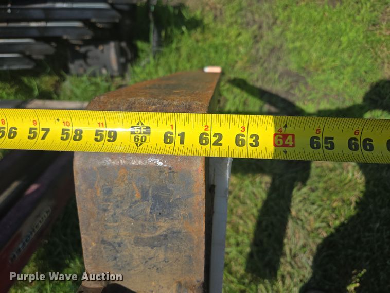 image for item EM7481 Hiab 335K-4 Hipro truck mounted crane