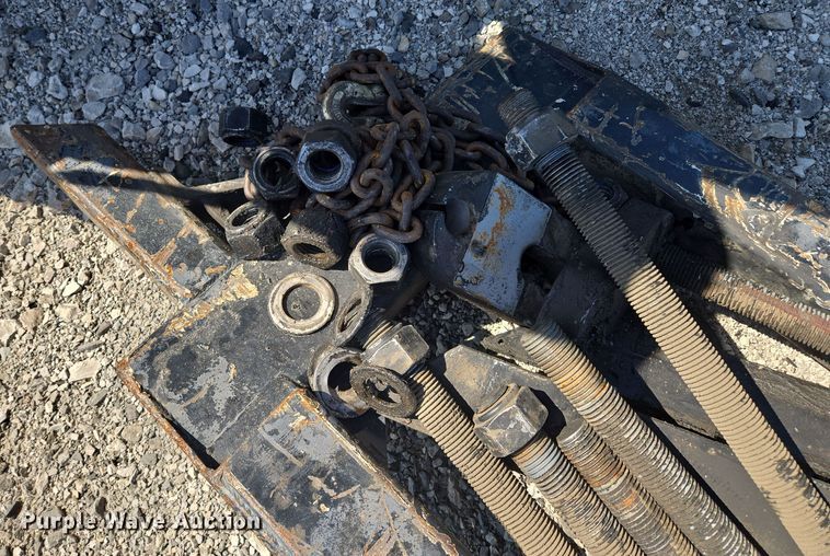 image for item EM7481 Hiab 335K-4 Hipro truck mounted crane