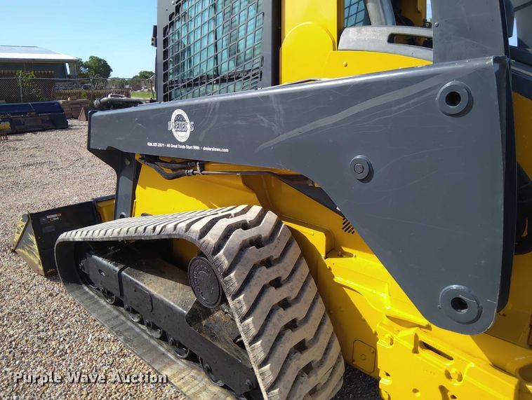 image for item EM8030 2014 John Deere 333E tracked skid steer loader