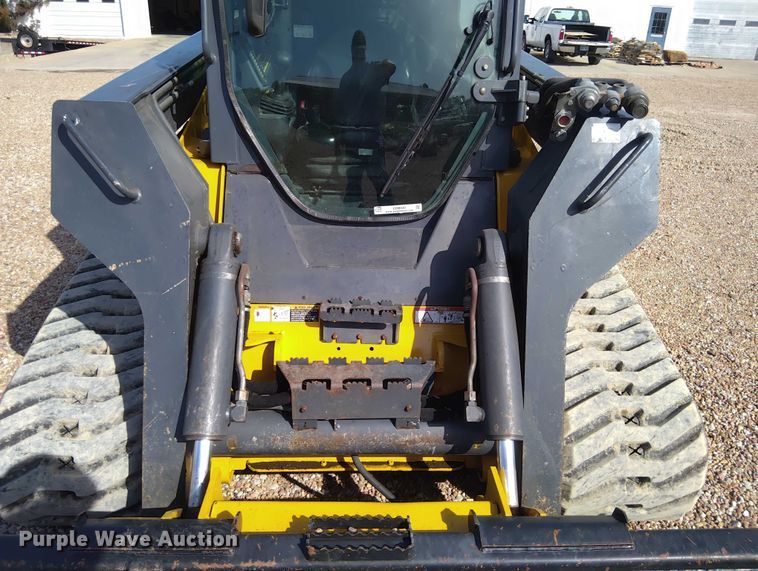 image for item EM8030 2014 John Deere 333E tracked skid steer loader