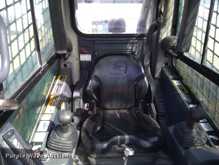 image for item EM8030 2014 John Deere 333E tracked skid steer loader