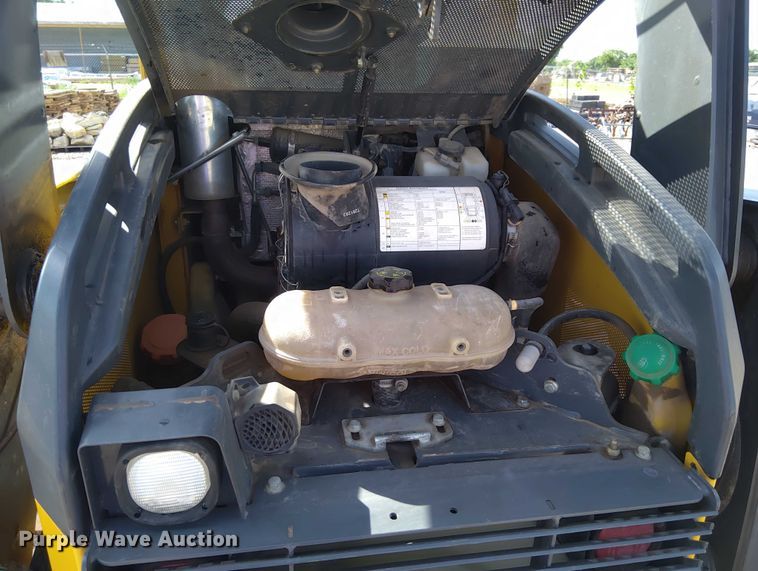 image for item EM8030 2014 John Deere 333E tracked skid steer loader