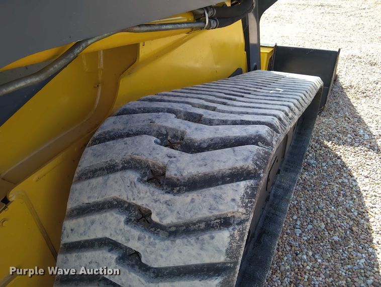 image for item EM8030 2014 John Deere 333E tracked skid steer loader