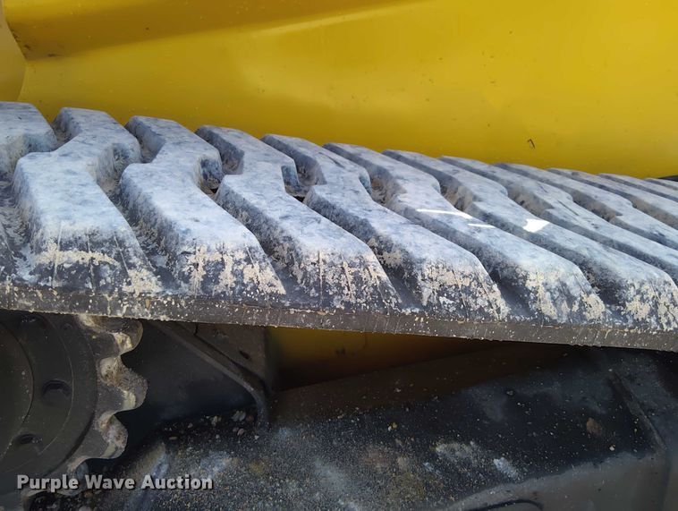 image for item EM8030 2014 John Deere 333E tracked skid steer loader