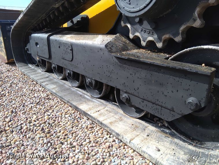 image for item EM8030 2014 John Deere 333E tracked skid steer loader