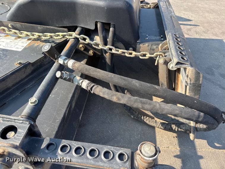 image for item EM8037 2012 Bobcat 90