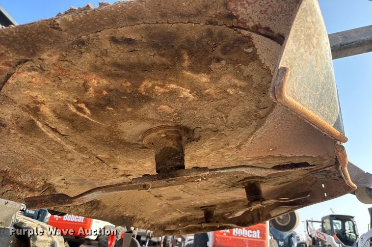 image for item EM8037 2012 Bobcat 90