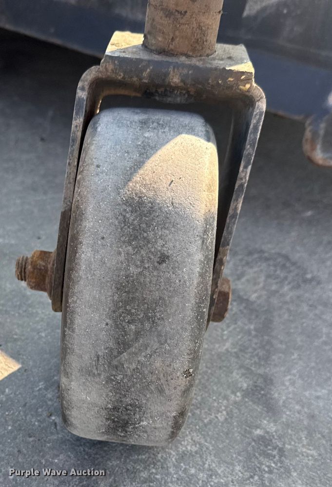 image for item EM8037 2012 Bobcat 90