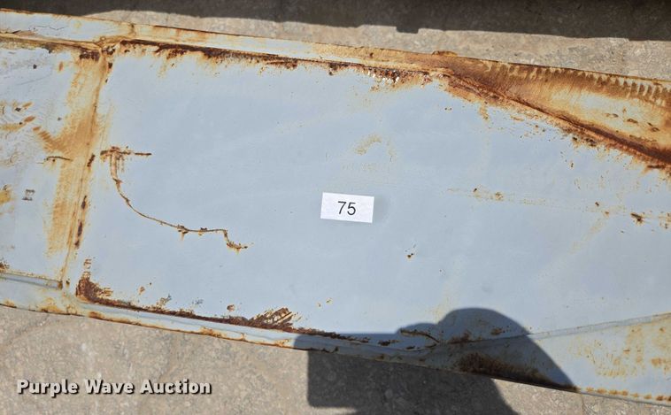 image for item EN2022 Dozer blade push arms