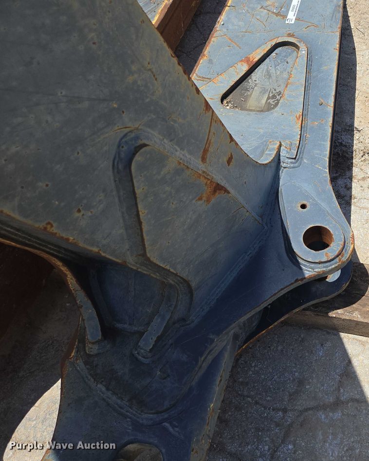 image for item EN2023 John Deere AT427063 dozer blade push arms