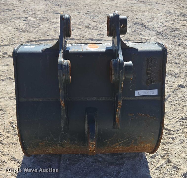 image for item EN2024 (2) excavator buckets