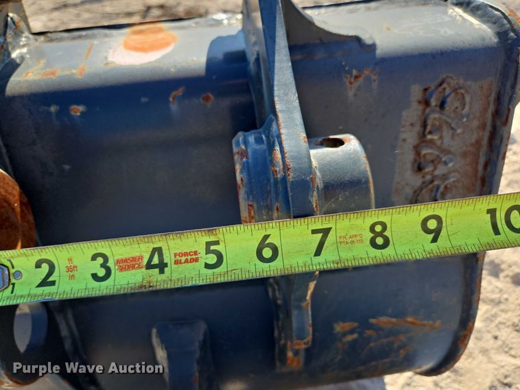 image for item EN2024 (2) excavator buckets