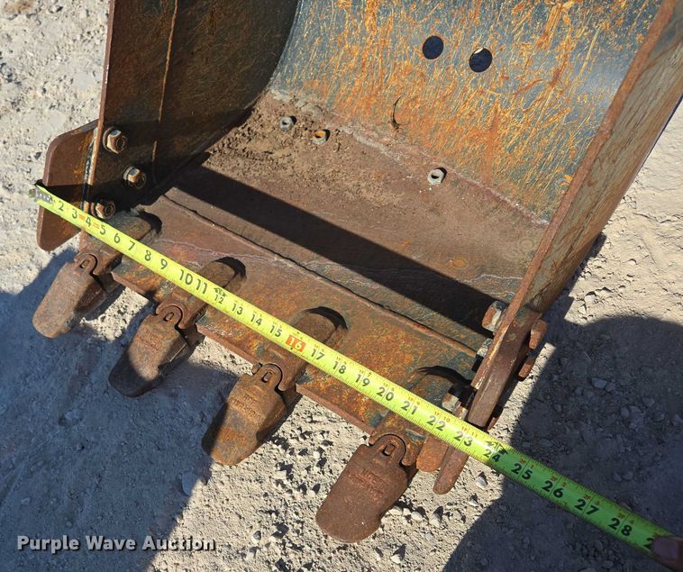 image for item EN2024 (2) excavator buckets