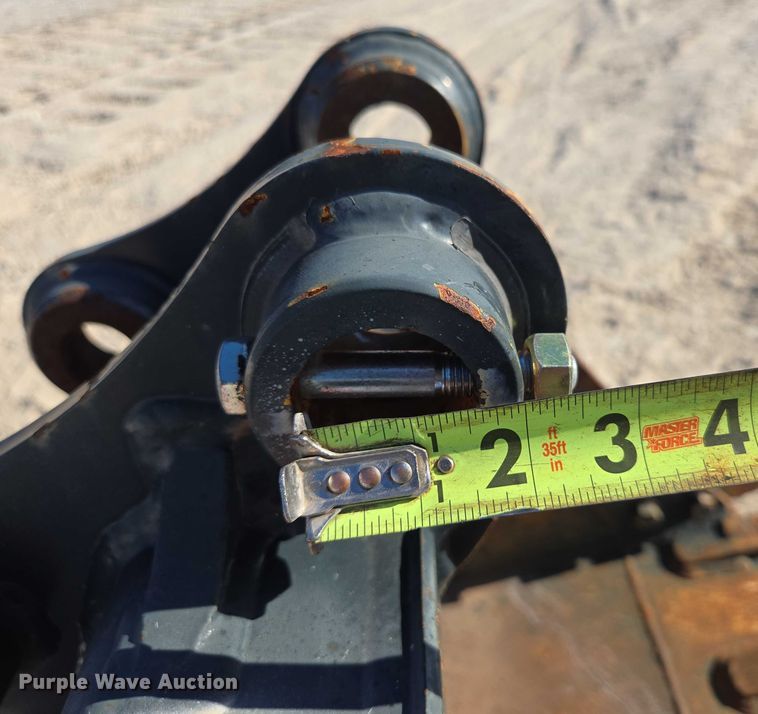 image for item EN2024 (2) excavator buckets