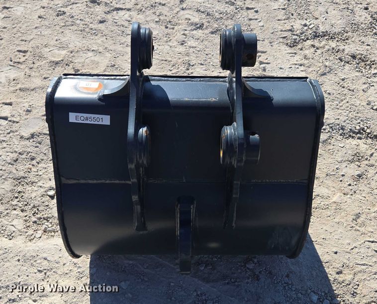 image for item EN2025 (2) excavator buckets