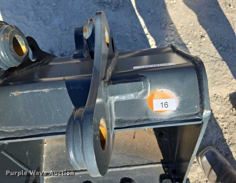 image for item EN2025 (2) excavator buckets