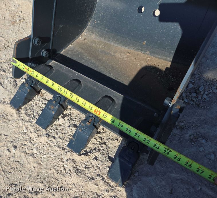 image for item EN2025 (2) excavator buckets