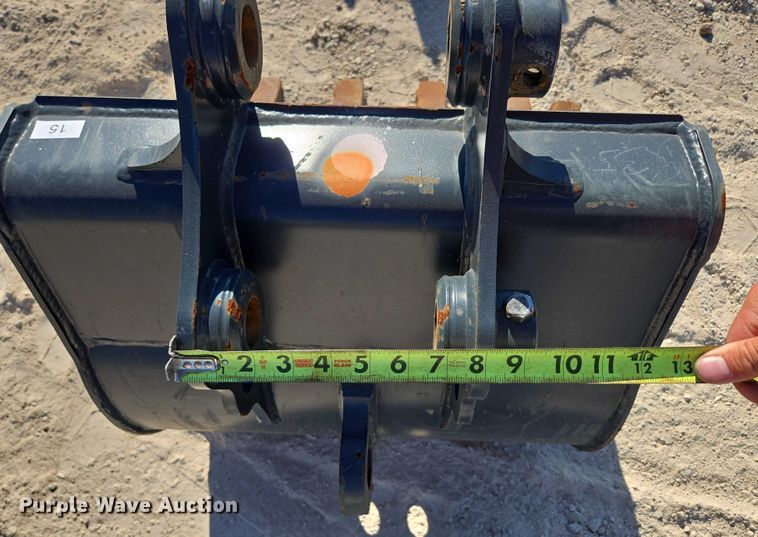 image for item EN2025 (2) excavator buckets