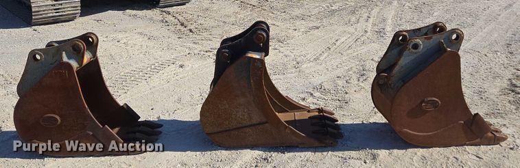 image for item EN2026 (3) buckets