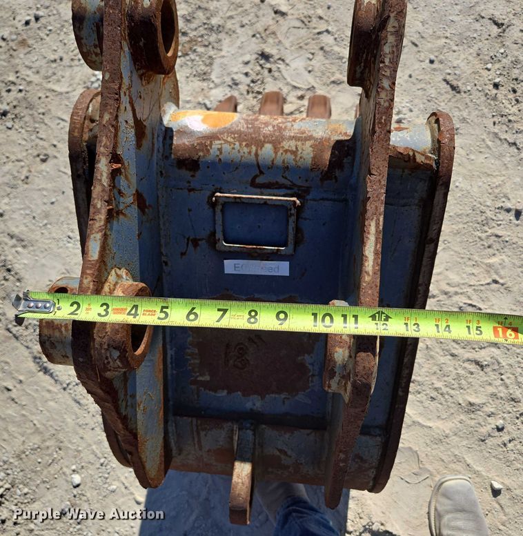 image for item EN2026 (3) buckets