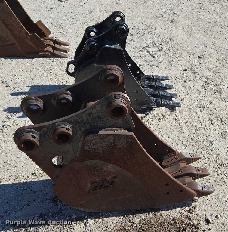 image for item EN2028 (2) Tag buckets