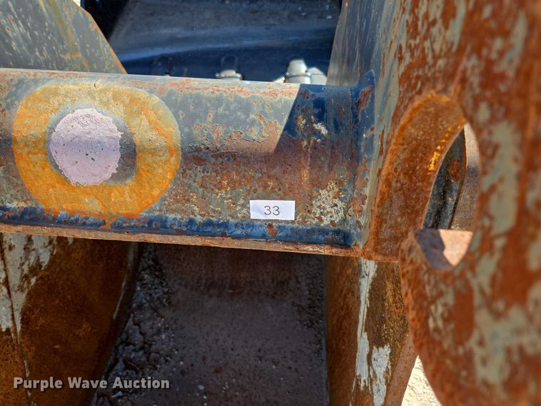 image for item EN2029 (2) excavator buckets