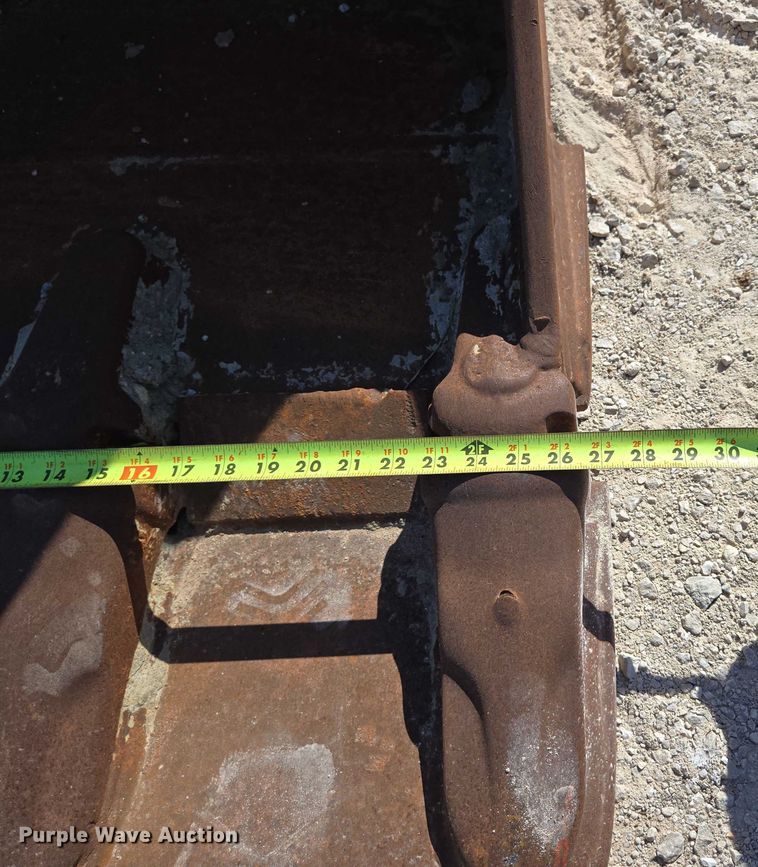 image for item EN2029 (2) excavator buckets